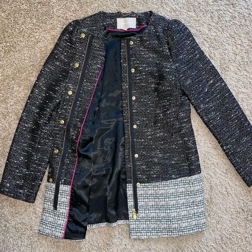 Banana Republic tweed collarless jacket size xs